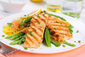 bigstock_grilled_salmon_with_spring_veg_29994773
