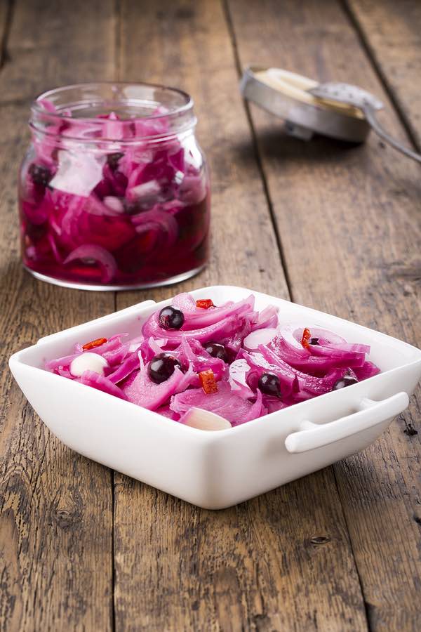 Etikointi, veteen säilöminen, keittäminen, idättäminen ja fermentointi vähentää kasvikunnan tuotteiden FODMAP-pitoisuutta